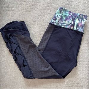 lululemon Var-City Crop Leggings - navy with floral waistband